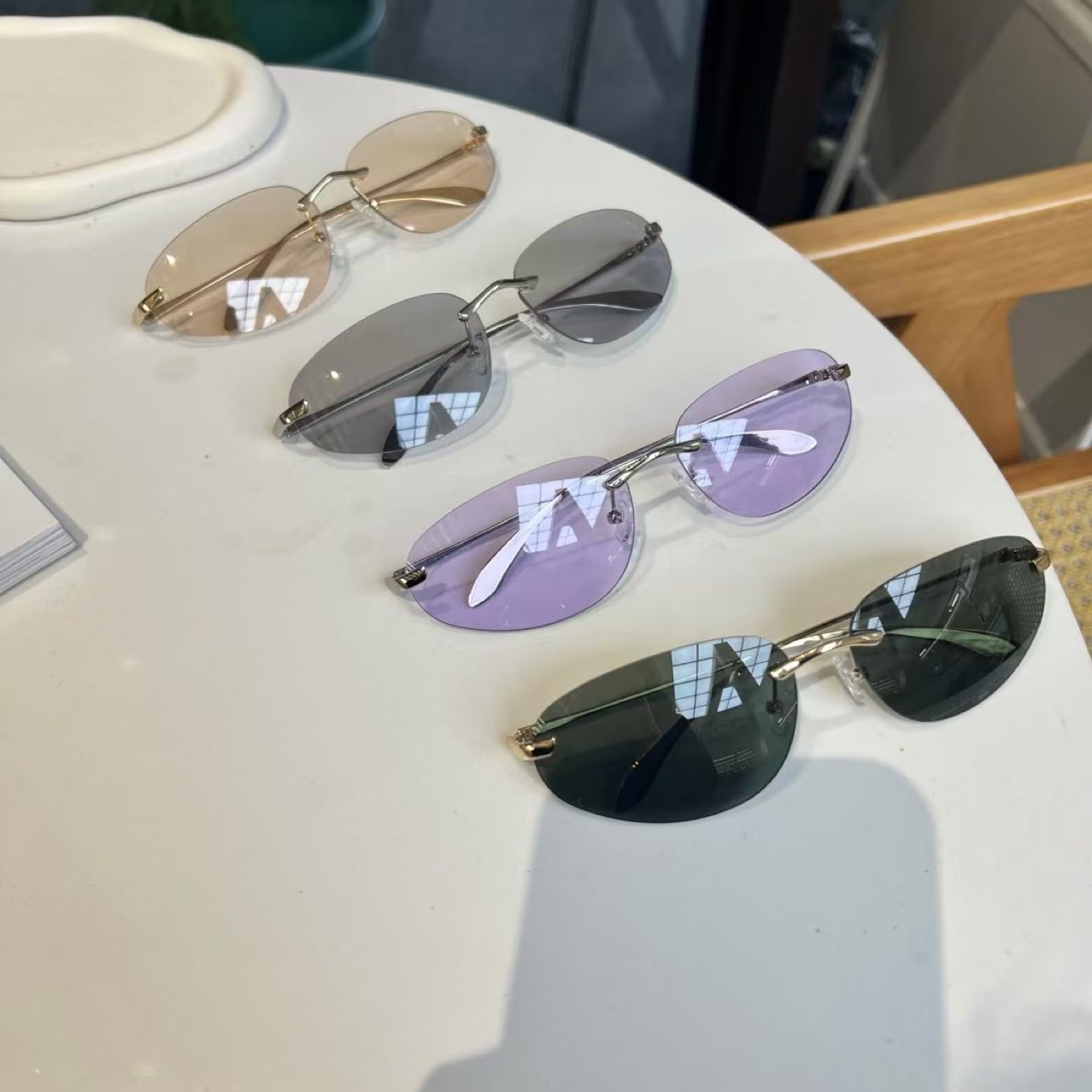 Women'S Fashion Essentials - UV400 リムレスシェード、キャットアイミニマリストサングラスユニセックス、軽量多用途アイウェア、ギャラリー & 通勤の必需品