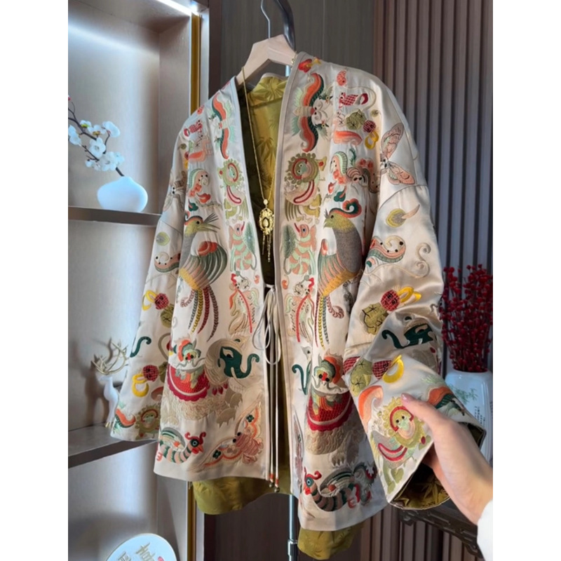 Women Top Fashion - 新しい中国風の着物カーディガンジャケット女性衣装高級絶妙な刺繍韓服トップスコートアジアスタイル中国服