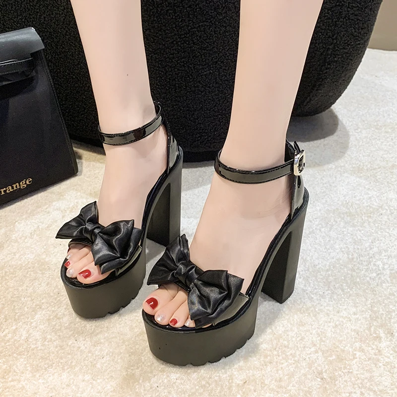 女性サンダル 2025 新しい夏の靴トレンド黒、白ファッショ - Women'S Fashion Trends 2025 のレビューと価格
