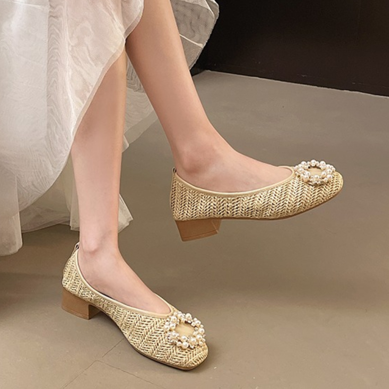 2025年 カワイイ レディース 夏用 フラットシューズ 高 - Women'S Fashion Trends 2025 のレビューと価格