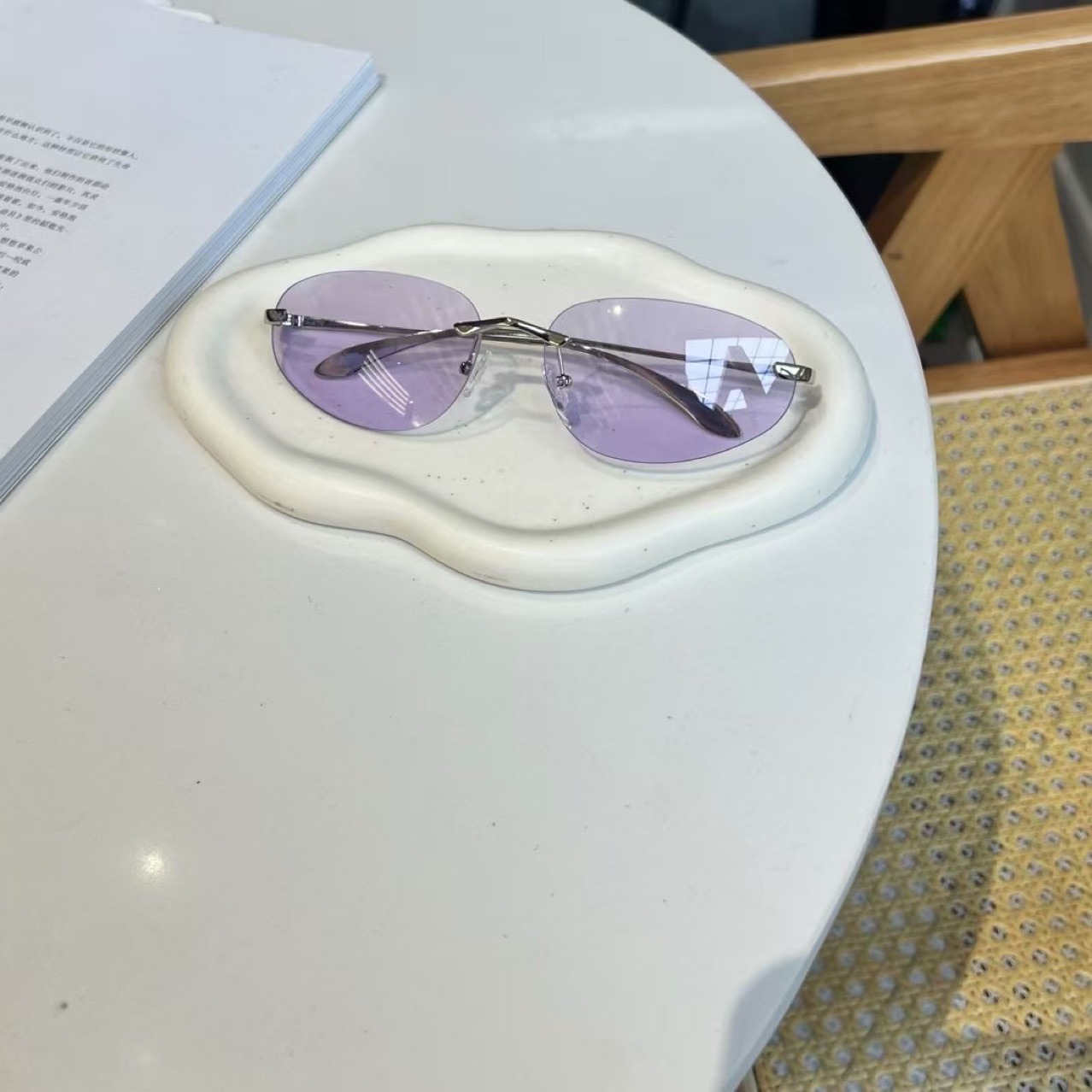 UV400 リムレスシェード、キャットアイミニマリストサング - Women'S Fashion Essentials のレビューと価格